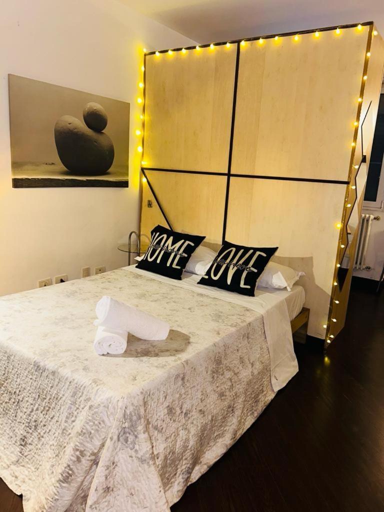 Easy Room Italy Prada ミラノ エクステリア 写真